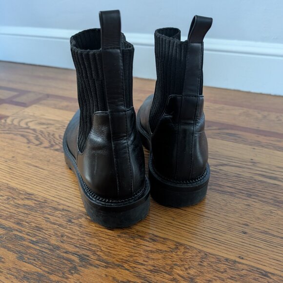 Blondo Women's Waterproof Hallie Ankle Boot - Picture 3 of 6